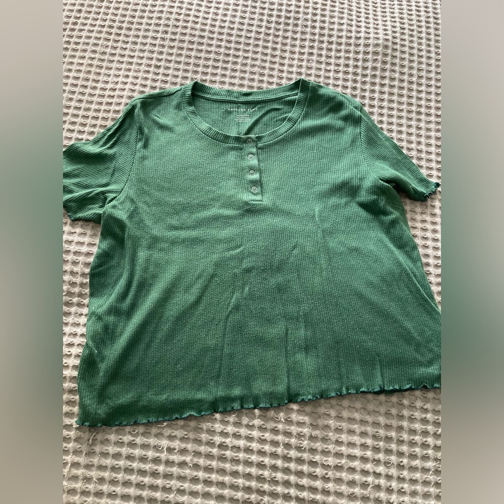 American Eagle XL green shirt